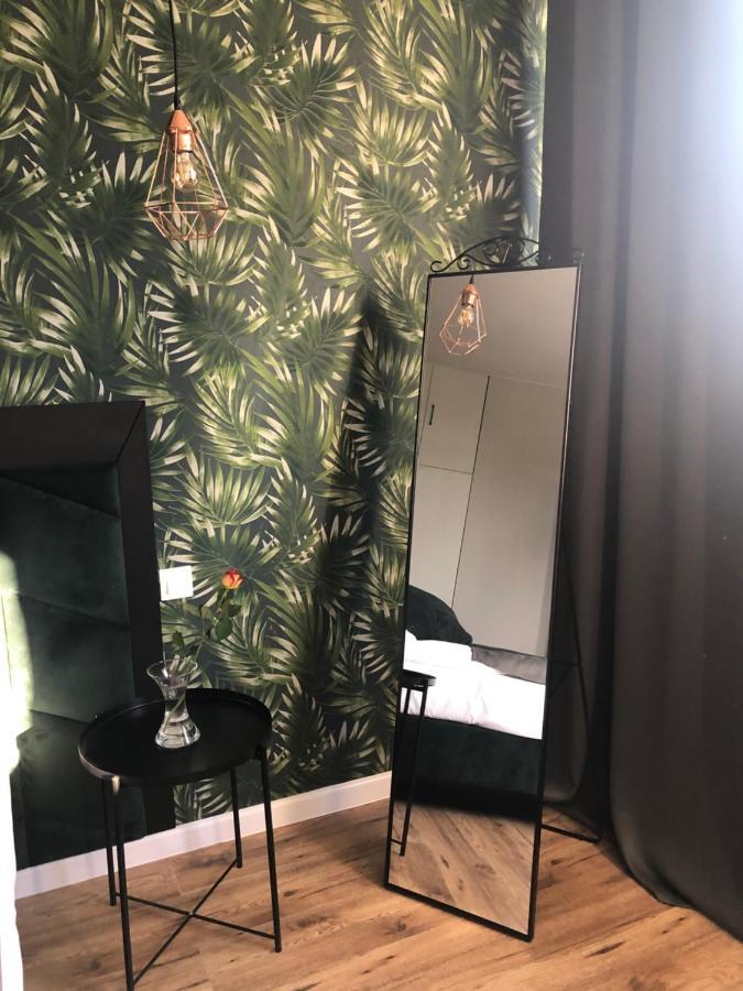 スキェルニェヴィツェBusiness Centerアパートメント エクステリア 写真